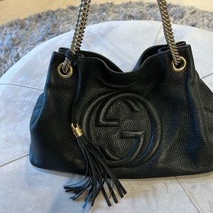 Authentic Gucci Soho shoulder bag/purse Black pebbled